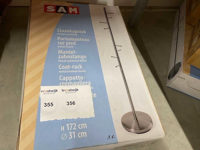 Staankapstok en 30 deurkapstokken - afbeelding 3 van  3