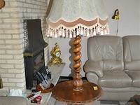 Staanlamp hout - afbeelding 1 van  5