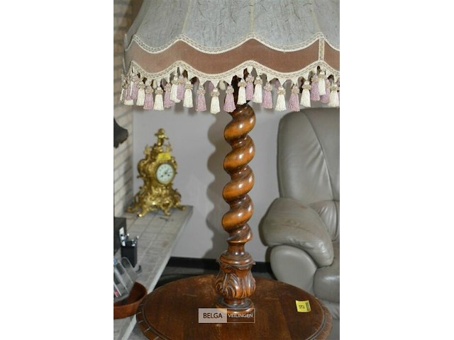 Staanlamp hout - afbeelding 3 van  5