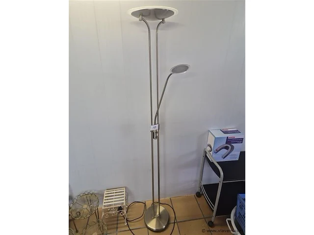 Staanlamp - afbeelding 1 van  3