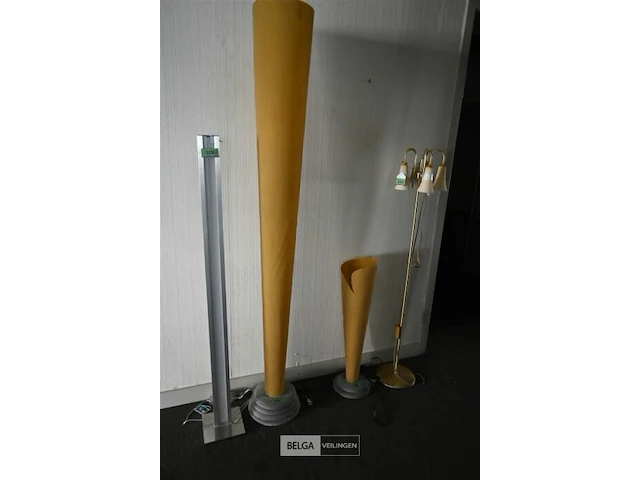 Staanlamp - afbeelding 1 van  1
