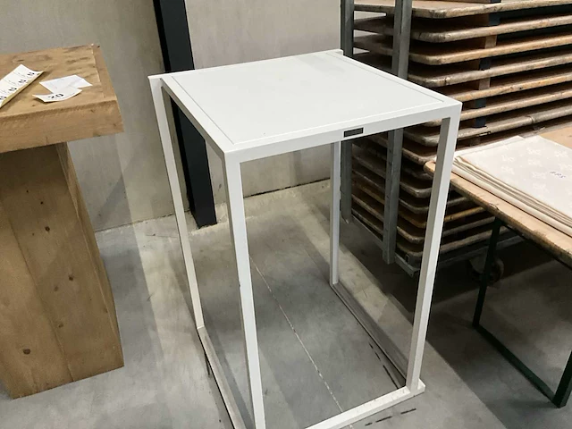 Staantafel kubo (5x) - afbeelding 1 van  3