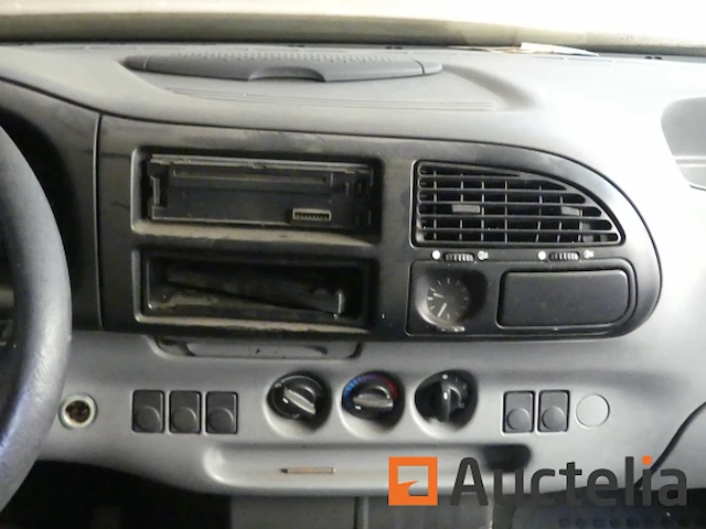 Stacaravan ford 120 dc (1995-vin:sfaaxxbdvasc92787) - afbeelding 9 van  34