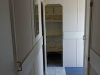 Stacaravan met inhoud - afbeelding 30 van  43
