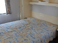Stacaravan met inhoud - afbeelding 31 van  43