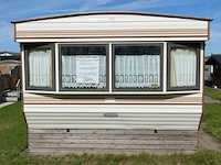 Stacaravan met inhoud - afbeelding 4 van  43