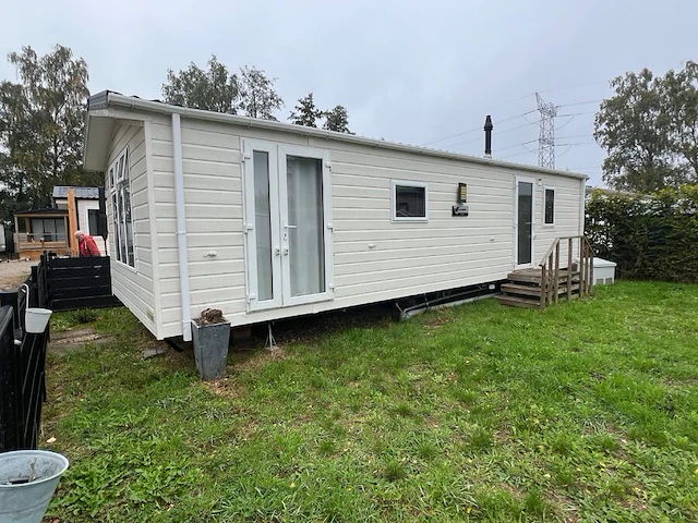 Stacaravan willerey, type lumic 32 x 12 2 bed, 2 slaapkamers, badkamer, gasketel, volledig ingebouwde keuken inclusief meubels, met tuinhuis pvc ketter, waterton - afbeelding 1 van  73