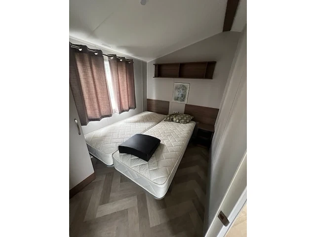 Stacaravan willerey, type lumic 32 x 12 2 bed, 2 slaapkamers, badkamer, gasketel, volledig ingebouwde keuken inclusief meubels, met tuinhuis pvc ketter, waterton - afbeelding 37 van  73