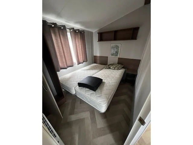 Stacaravan willerey, type lumic 32 x 12 2 bed, 2 slaapkamers, badkamer, gasketel, volledig ingebouwde keuken inclusief meubels, met tuinhuis pvc ketter, waterton - afbeelding 39 van  73