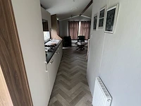 Stacaravan willerey, type lumic 32 x 12 2 bed, 2 slaapkamers, badkamer, gasketel, volledig ingebouwde keuken inclusief meubels, met tuinhuis pvc ketter, waterton - afbeelding 41 van  73