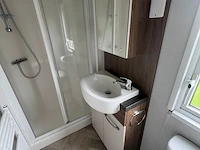 Stacaravan willerey, type lumic 32 x 12 2 bed, 2 slaapkamers, badkamer, gasketel, volledig ingebouwde keuken inclusief meubels, met tuinhuis pvc ketter, waterton - afbeelding 46 van  73