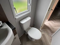 Stacaravan willerey, type lumic 32 x 12 2 bed, 2 slaapkamers, badkamer, gasketel, volledig ingebouwde keuken inclusief meubels, met tuinhuis pvc ketter, waterton - afbeelding 47 van  73