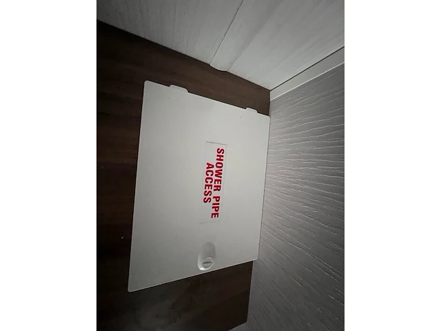Stacaravan willerey, type lumic 32 x 12 2 bed, 2 slaapkamers, badkamer, gasketel, volledig ingebouwde keuken inclusief meubels, met tuinhuis pvc ketter, waterton - afbeelding 59 van  73