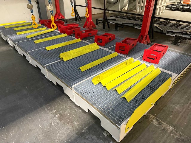 Stahl - st - bovenloopkranen - 2018 (2x) - afbeelding 11 van  13