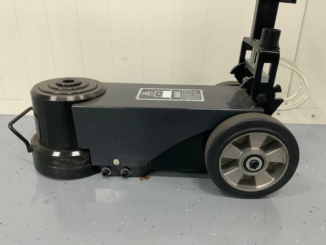 Stahl gruppe - hydrolic jack 80t-3 pnm - garagekrik - afbeelding 6 van  9
