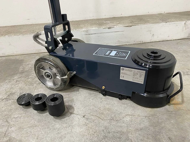 Stahlgruppe 80 ton hydropneumatische krik - afbeelding 13 van  15