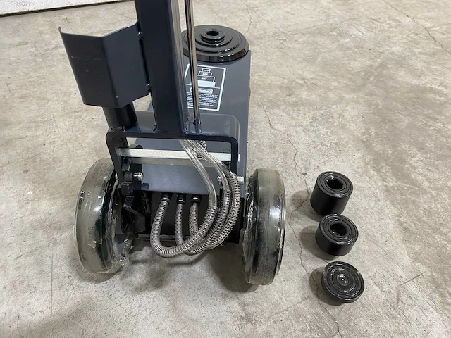 Stahlgruppe 80 ton hydropneumatische krik - afbeelding 14 van  15