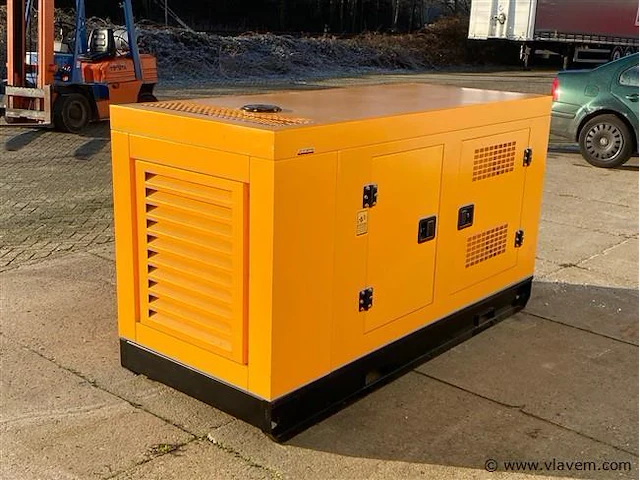 Stahltech 70kva diesel generator - afbeelding 6 van  11