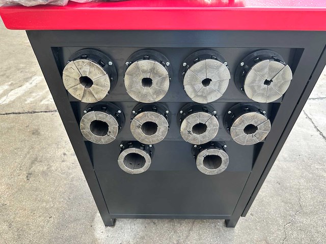 Stahlworks - 2024 - sw-51 - hydraulische slangenpers - afbeelding 2 van  14