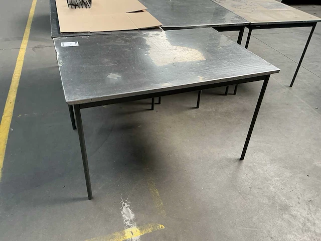 Stainless steel working table (6x) - afbeelding 3 van  3