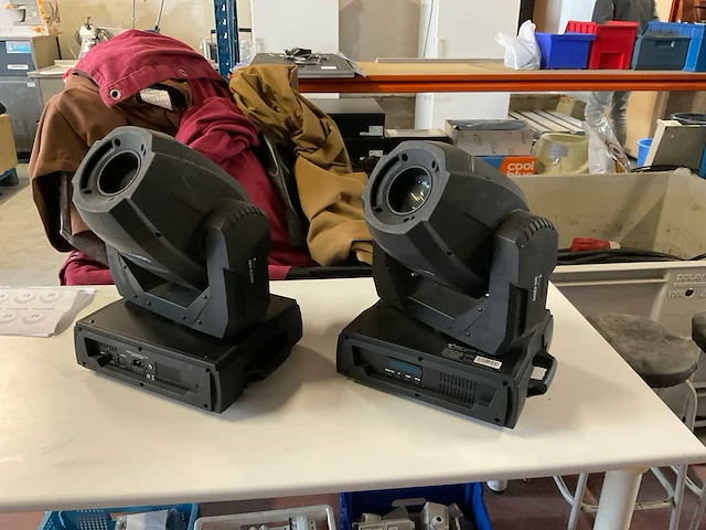 Stairville mh-x200 pro moving head (2x) - afbeelding 1 van  7
