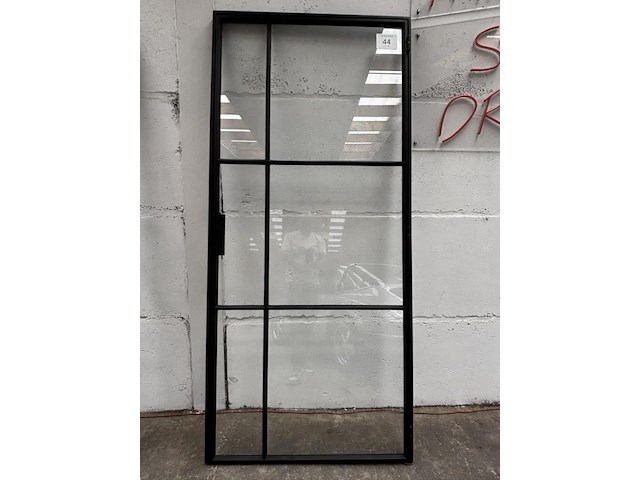 Stalen binnendeur afgemastikeerd - afbeelding 1 van  5