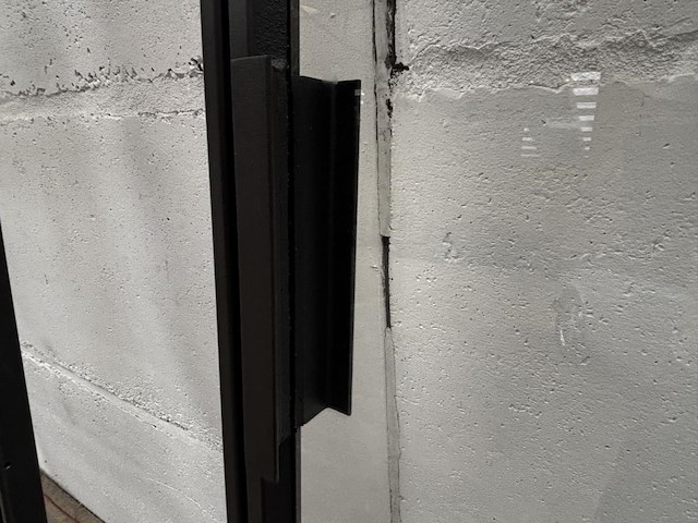 Stalen binnendeur afgemastikeerd - afbeelding 3 van  5