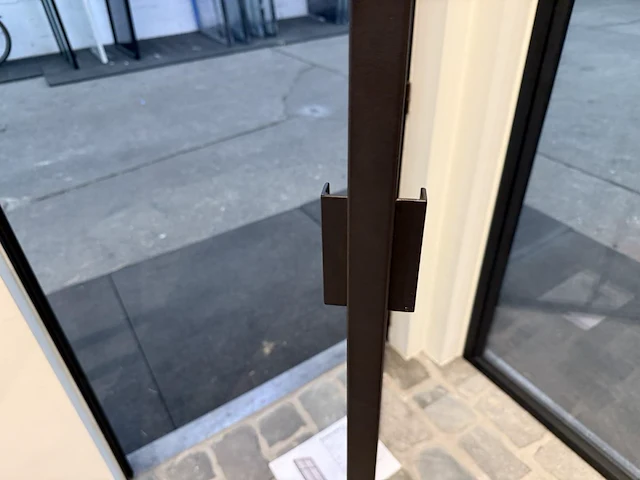 Stalen binnendeur met glaslatten - afbeelding 6 van  10