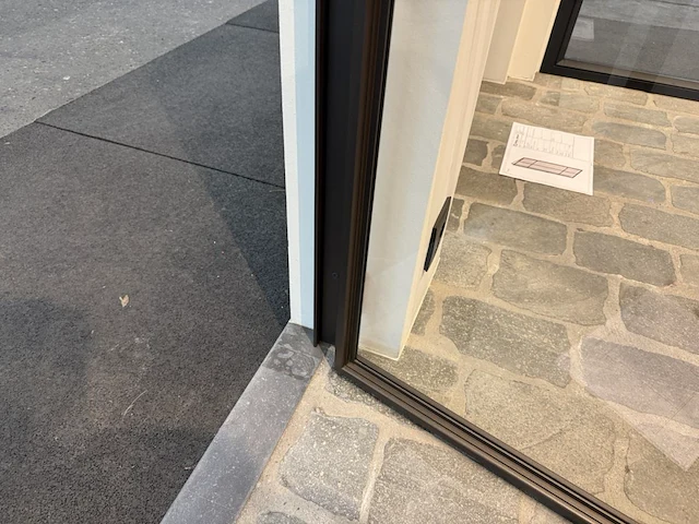 Stalen binnendeur met glaslatten - afbeelding 8 van  9