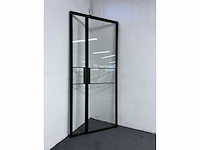 Stalen deur: deur naar rechts geopend 1196x2692 - afbeelding 6 van  6