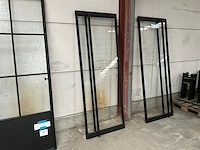 Stalen deur (pivot)