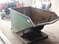 Stalen kipcontainer - afbeelding 1 van  1