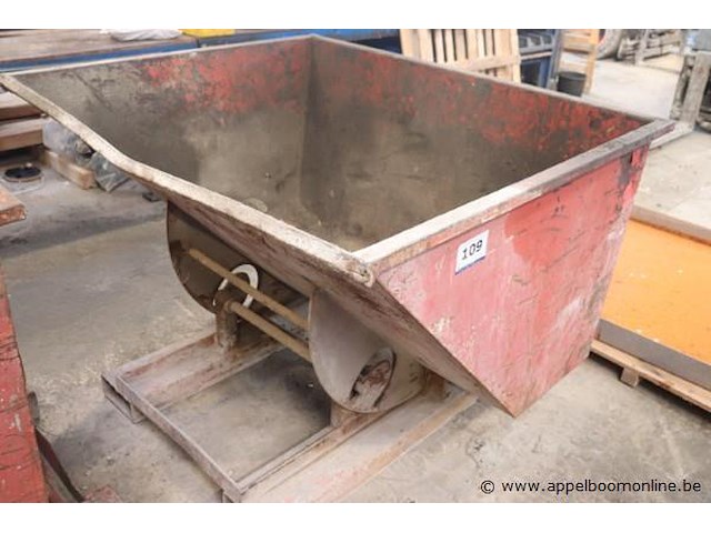 Stalen kipcontainer - afbeelding 1 van  1