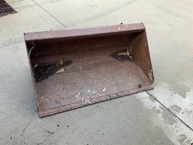 Stalen laadbak voor skid steer / minilader - afbeelding 2 van  3