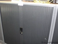 Stalen opbergkast vv jalouziedeuren, afm plm 120x45x120cm - afbeelding 1 van  1