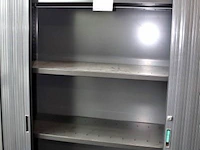 Stalen opbergkast vv jalouziedeuren, afm plm 120x45x198cm - afbeelding 1 van  1