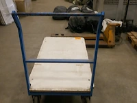 Stalen plateauwagen - afbeelding 3 van  4