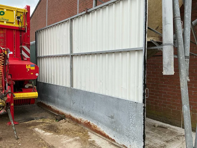 Stalen poort - afbeelding 1 van  5