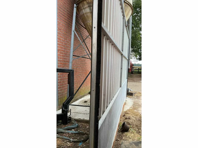 Stalen poort - afbeelding 4 van  5