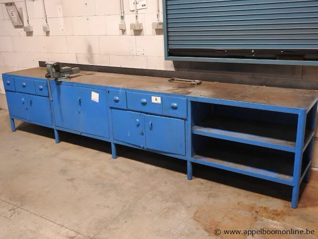 Stalen werktafel vv bankvijs - afbeelding 1 van  3