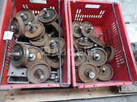 Stalen zwenkwiel set - afbeelding 1 van  3