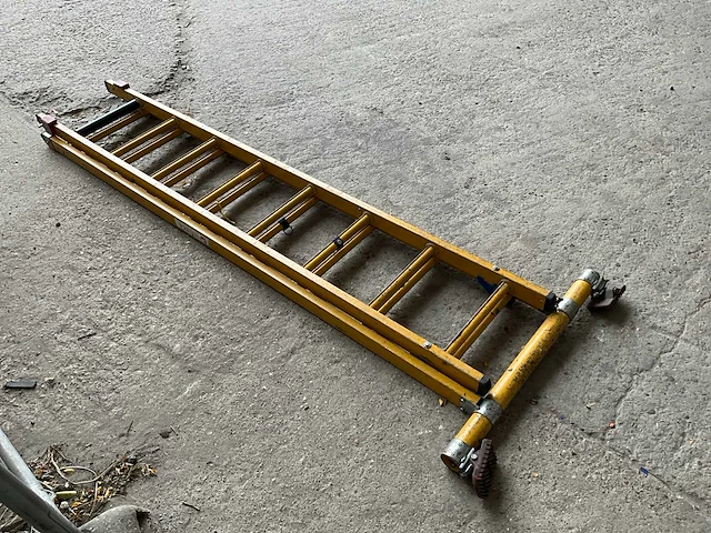 Staltor schuifladder polyester - afbeelding 3 van  3