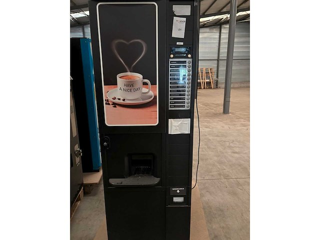 Standalone - koffie - verkoopautomaat - afbeelding 2 van  3