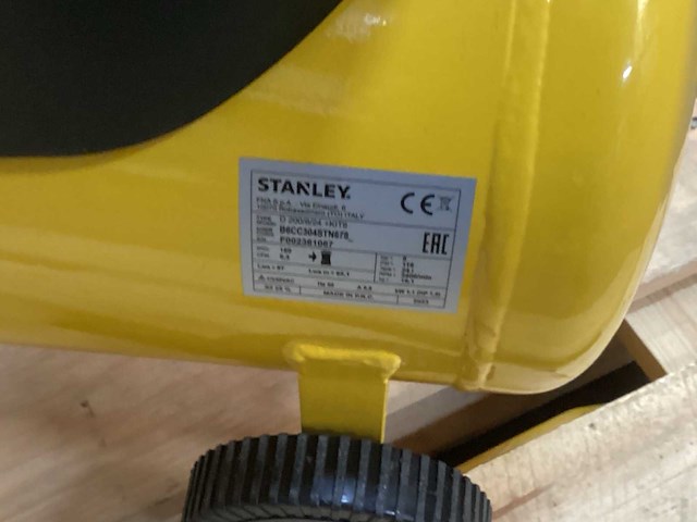 Stanley 1,5 pk, 24 ltr compressor - afbeelding 4 van  4