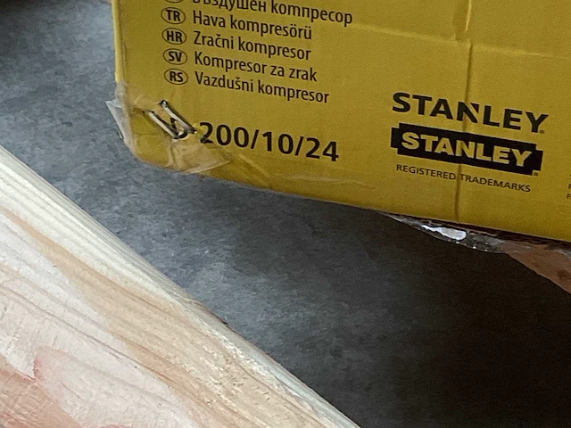 Stanley d200/10/24 luchtcompressor 1,5 pk, 10 bar - afbeelding 5 van  5