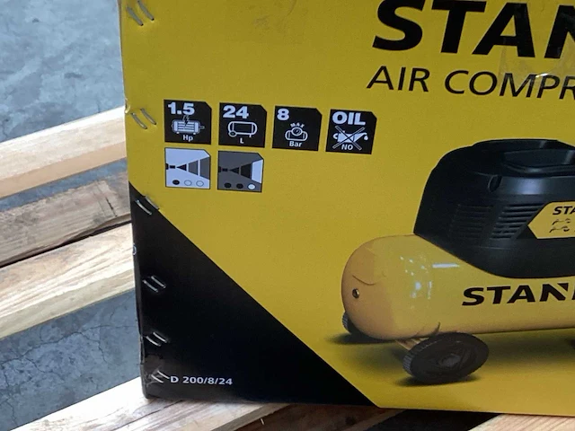 Stanley d200/8/24 luchtcompressor 1,5 pk, 8 bar - afbeelding 2 van  6