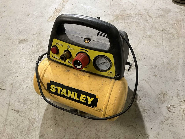 Stanley dn200/8/6 luchtcompressor - afbeelding 1 van  2