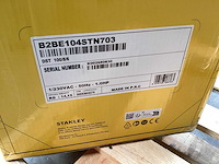 Stanley dst100/8/6 luchtcompressor silent 1pk, 8 bar - afbeelding 3 van  4