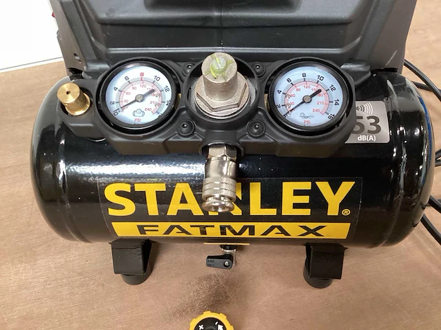 Stanley fatmax compressor 1 pk, 8 bar - afbeelding 3 van  5