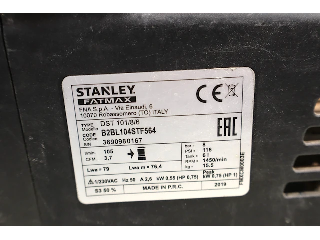 Stanley fatmax compressor - afbeelding 3 van  3